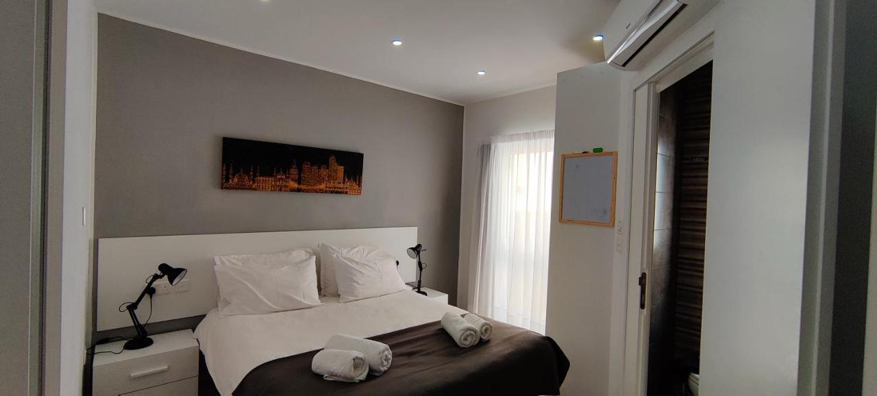 Villa Arjuza - Private Self Catering Bedrooms With Bathroom Is-Swieqi Exteriör bild