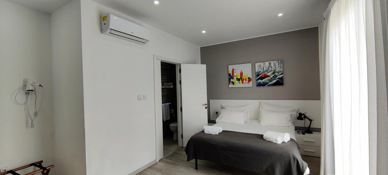 Villa Arjuza - Private Self Catering Bedrooms With Bathroom Is-Swieqi Exteriör bild