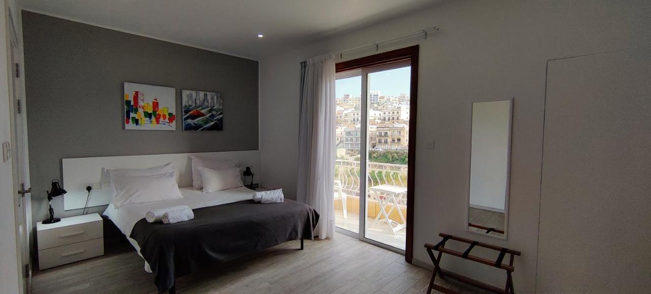 Villa Arjuza - Private Self Catering Bedrooms With Bathroom Is-Swieqi Exteriör bild